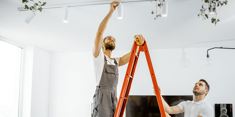 Four Reasons to Work with an Electrician for Your Remodel